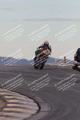 media/Sep-21-2025-Race Pace (Sun) [[98bf33ef95]]/Non Verified/1-Turns 9 and 10 (8am)/